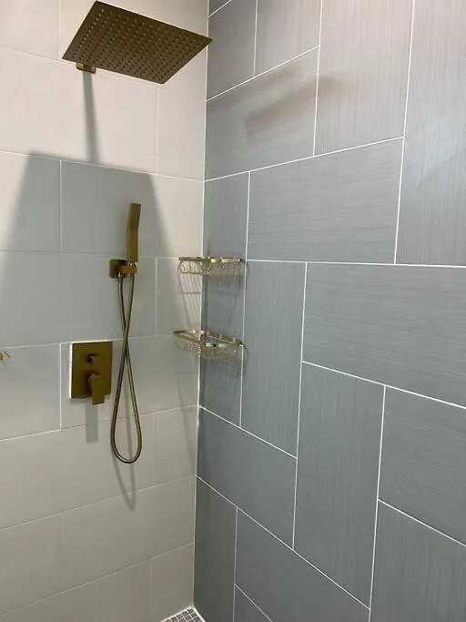 Apartamento Royalty Suites Kingston