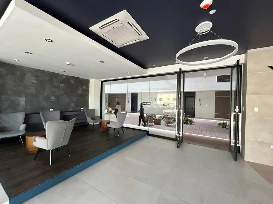 Royalty Suites Kingston
